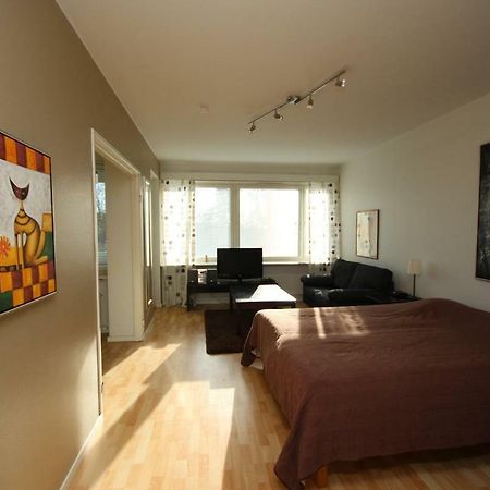 Gella Serviced Apartment Pitaejaenmaeki Helsinki Luaran gambar